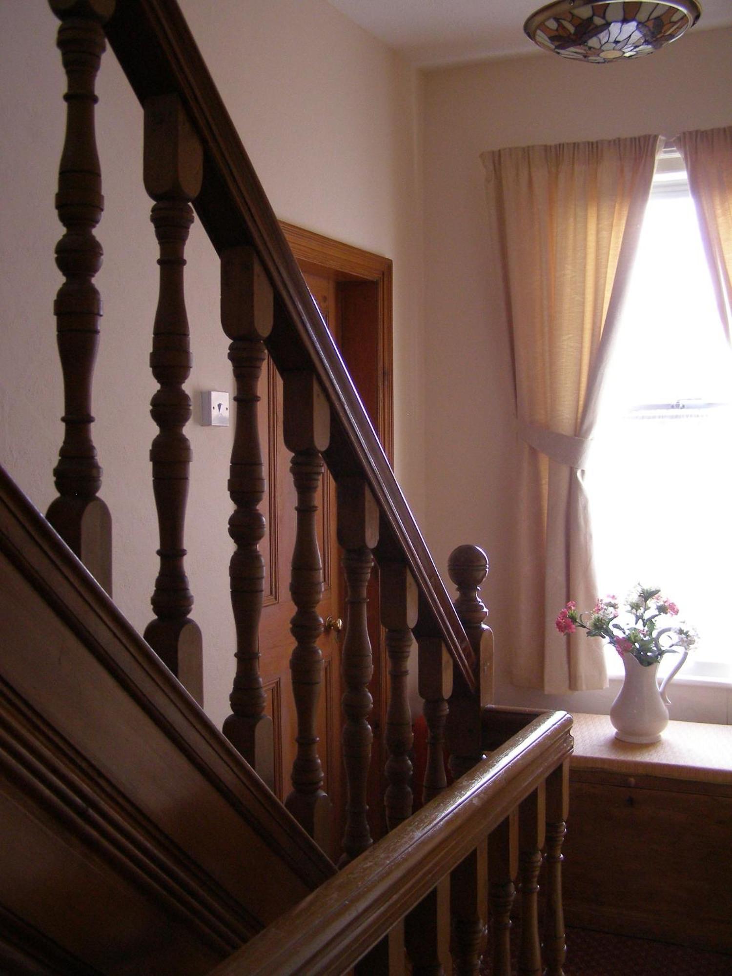 שרוסברי Anton Guest House Bed And Breakfast מראה חיצוני תמונה