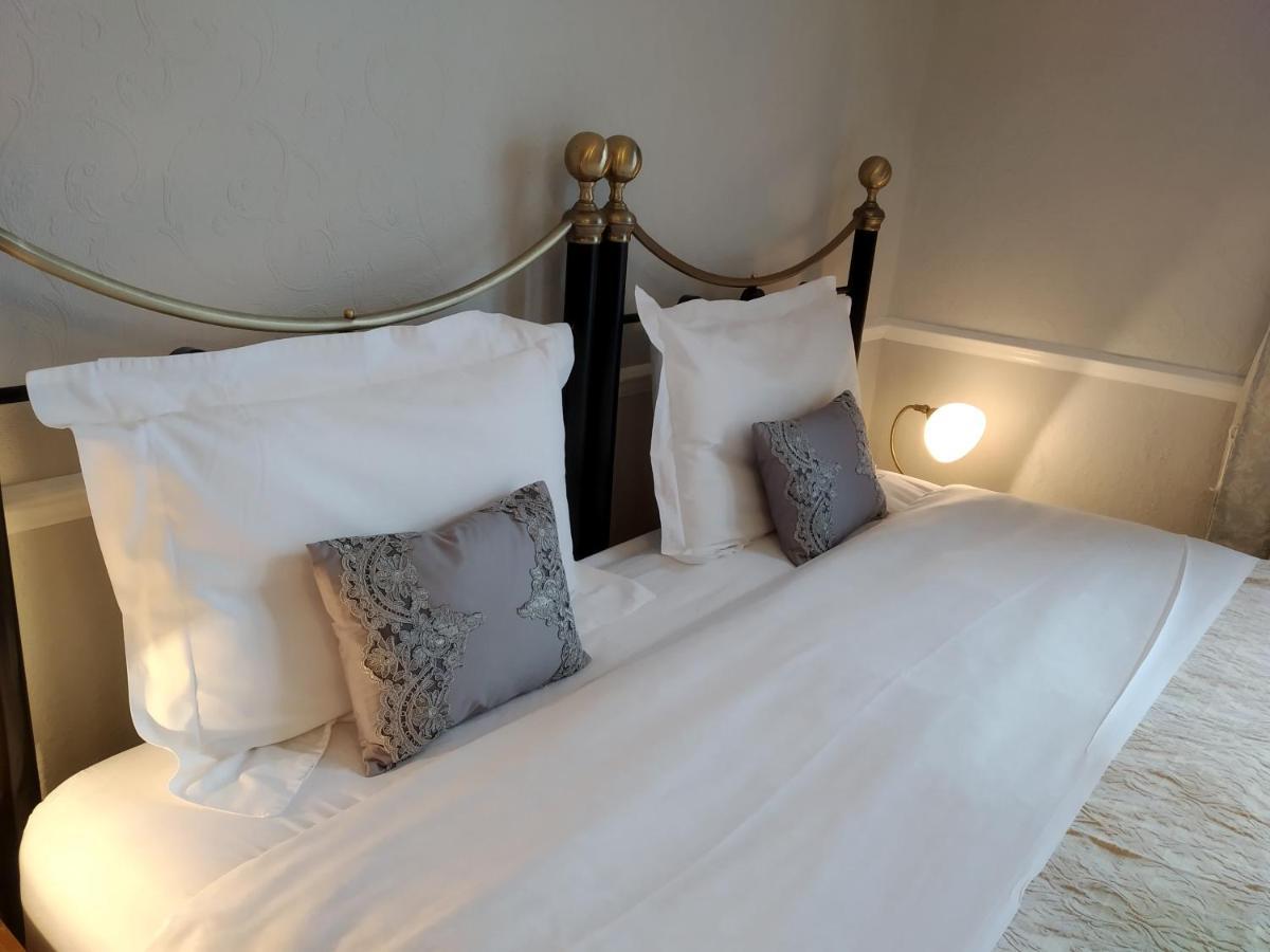 שרוסברי Anton Guest House Bed And Breakfast מראה חיצוני תמונה